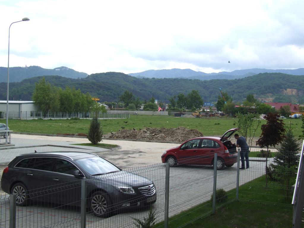 Anca Apartment Брашов Екстериор снимка