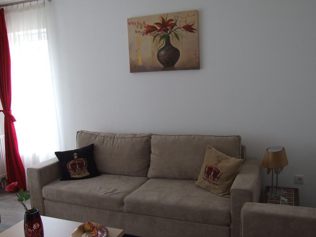 Anca Apartment Брашов Екстериор снимка