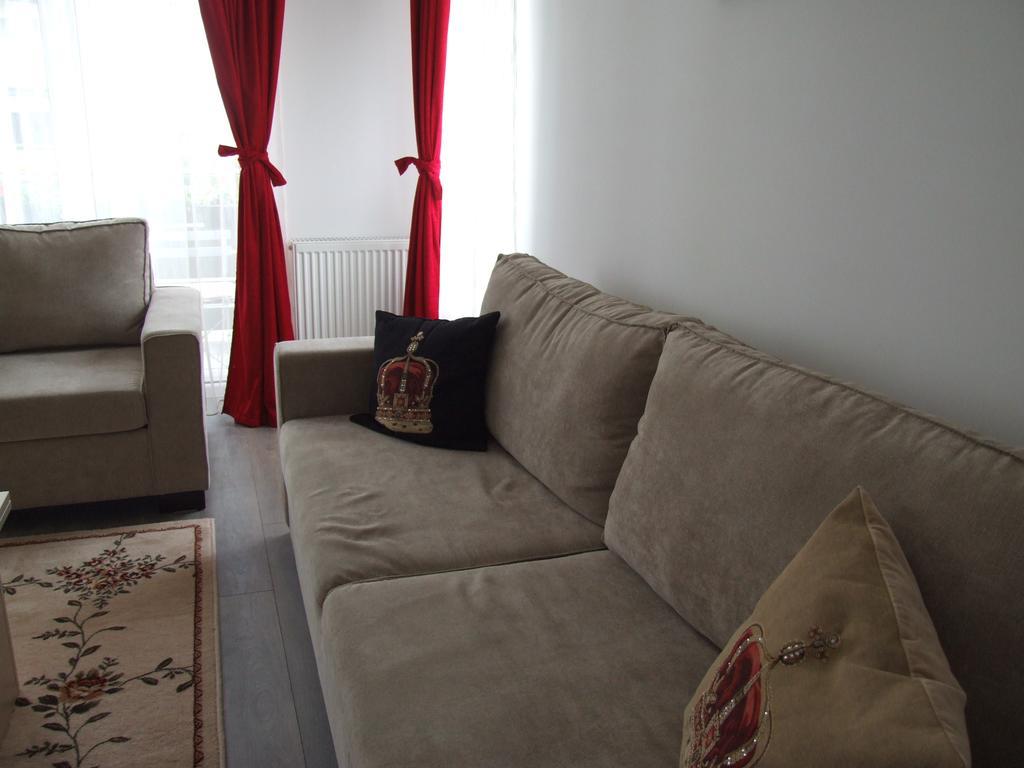 Anca Apartment Брашов Екстериор снимка