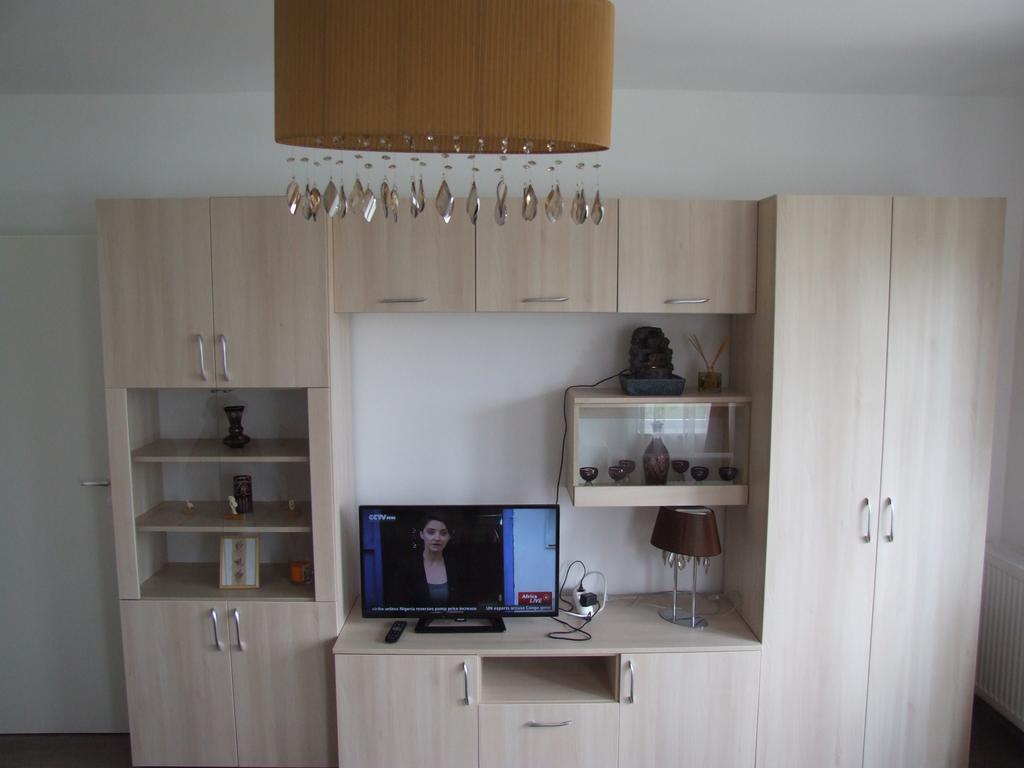Anca Apartment Брашов Екстериор снимка
