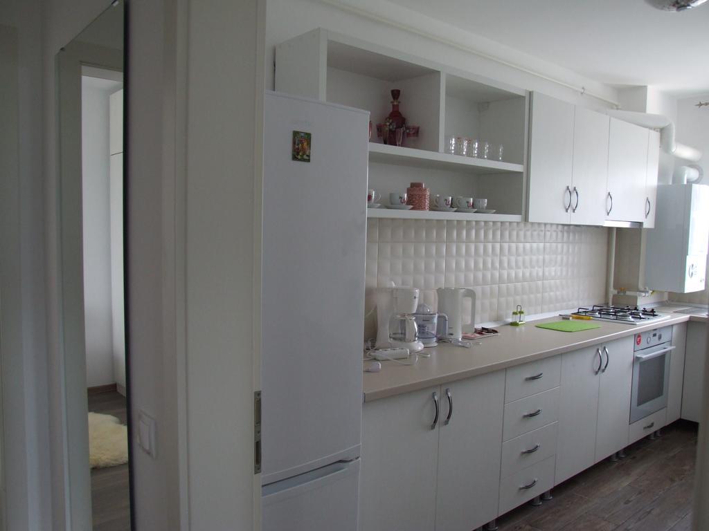 Anca Apartment Брашов Екстериор снимка